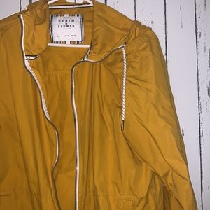 Women’s Size Medium Denim & Flower Gold Mustard Zip Hood Drawstring Jacket